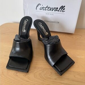 L'INTERVALLE Black Heeled Mules